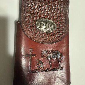 Leather Cell Phone Holster with Embossed Design Xl used